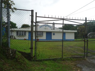 DARLISTON WESTMORELAND, Westmoreland, Jamaica - Commercial building for Sale
